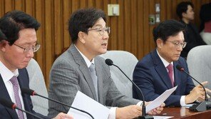 권성동 “탄핵안 기각시 발의한 국회의원 처벌법 만들자”