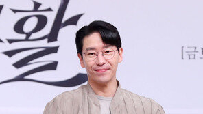 배우 엄기준 오늘 결혼 “새로운 삶 함께하려 해”