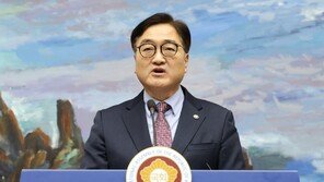 우원식 “韓대행, ‘특검법-헌법재판관 문제 여야 논의’ 규정 매우 잘못”