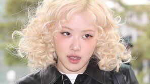 로제 ‘아파트’, 美 빌보드 ‘핫100’ 5위로 껑충…K팝 여성 최고 기록