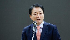 성일종 “민주 의원들, 곽종근 회유하고 답변 연습시켰다” 주장