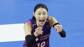 배구연맹, ‘은퇴선언’ 김연경에 특별공로상 추진