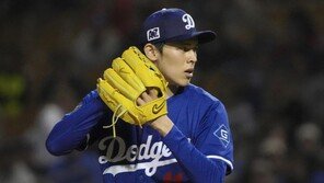 ‘160㎞’ 사사키, MLB 시범경기 데뷔전 3이닝 무실점…김혜성 결장