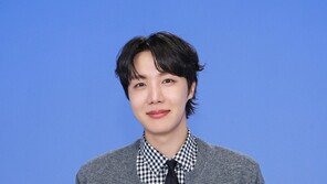 솔로 월드투어 나선 제이홉…알앤비 신곡으로 ‘날개’ 단다