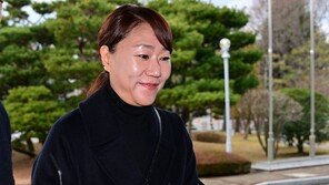 ‘명태균 의혹’ 강혜경·오세훈 측, 검찰 출석…오 측 “95%는 허위”