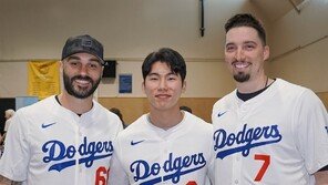 “MLB행 한국 선수, 스넬에게 연락해”…김하성·이정후·김혜성 적응에 도움