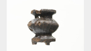 김해 봉황동서 1세기 변한 최고급 옻칠 제기 출토… “당시 권력자들 거처, 금관가야 왕궁으로 진화 증명”