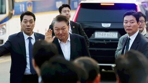 경호처, 尹체포방해 공식 사과…“계엄 당시 부적절한 처신”