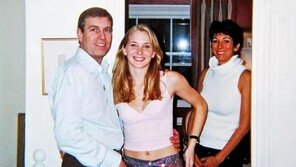 “엡스타인 문건 공개” 말바꾼 트럼프… 지지층 반발에 ‘곤혹’[글로벌 포커스]