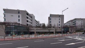 서울 100억 초고가 아파트 거래 33%↑…현금 부자·영끌 ‘양극화’