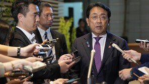 日관세각료 “美와 관세 관세 합의, 다른 내용 돼…합의 실현 요구할 것”