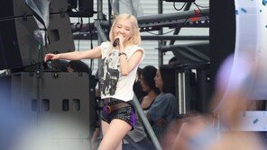 ‘아파트’ 로제, 美 ‘2025 MTV VMA’ 8개 부문 후보…“말도 안 돼” 감격 소감