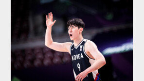 한국 남자농구, 호주에 61-97 완패…호주의 벽 높았다