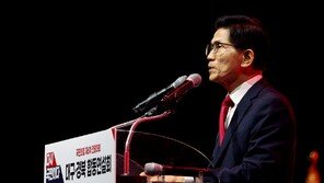 與, ‘민주당 해산’ 김문수에 “극악무도…대표 후보직 물러나야”