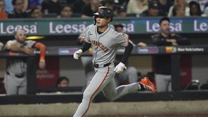 이정후, 4타수 1안타 2득점…2루타성 타구는 상대 실책으로 기록