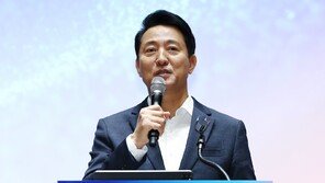 오세훈 시장, 국민임명식 불참 가닥…‘광복절 사면’ 항의 뜻