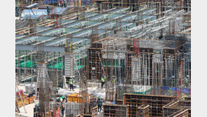 늙어가는 건설 현장…‘외국인 숙련공 비자’ 추진