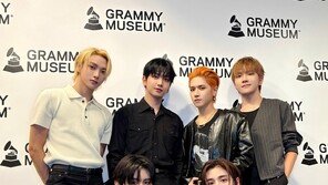 보이넥스트도어, 美 그래미 뮤지엄 뜨겁게 달궜다…현지 팬덤 ‘떼창’