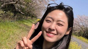 설현, 이렇게 예뻐도 되나…청량美 가득한 제주 인증샷