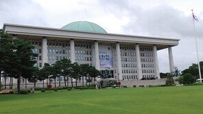 내란특검, 국회사무처 압수수색…계엄 해제 의결 관련