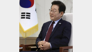 [사설]李 “동결-축소-폐기 3단계”… 갈수록 아득해지는 비핵화 목표