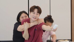 박서진 가족, 150평 초호화 대저택 이사…이후 고성 오간 사연