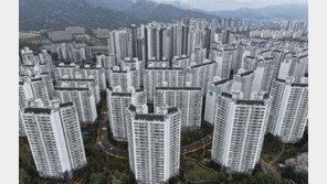 서울 가까운 경기 아파트는 강세, 외곽은 하락·미분양 누적