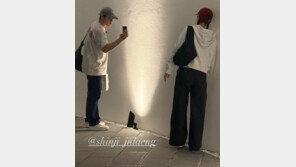 “신지♥문원 너무 예쁜 부부” 내년 결혼 앞두고 여행…달달 투샷