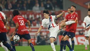 이강인, 시즌 첫 풀타임서 실수…PSG는 릴과 1-1 무승부