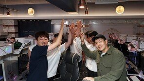 이준석·김재섭, PC방서 ‘스타’ 대결…댓글엔 “설엔 민주당도 함께하길”