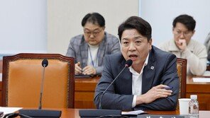 與 “네팔서 韓등산객 사망…유족께 깊은 위로”