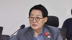 박지원, 우상호 겨냥 “‘당이 왜 이래’는 카톡에서나 하라”