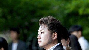 브아솔 前멤버 성훈 “탈퇴 내 뜻 아냐…나얼에 무릎꿇고 빌라고” 주장