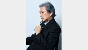 ‘어쩔수가없다’ 박찬욱 “흥행 늘 목말라…나도 잠재적 고용불안 상태”