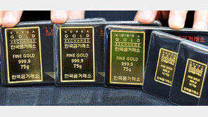 올 들어 52% 오른 금값, 4000달러 돌파…어디까지 오르나