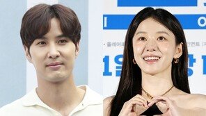 김지석, ♥이주명과 커플링? 하와이 여행 이어 왼손 약지 눈길