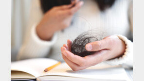 “가늘어진 머리카락, 단백질 부족이 원인”…‘이것’ 먹어야