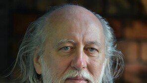 “묵시록적 공포속 강렬한 예술의 힘”