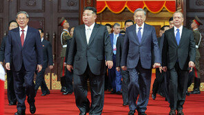 김정은 안방서 ‘북중러 核 밀착’