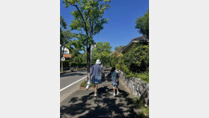 ‘싱글맘’ 조윤희, 로아와 커플룩 입고 후쿠오카 여행…붕어빵 모녀