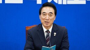 민주 “우리가 야당이라는 자세로 尹정부 파헤칠 것”