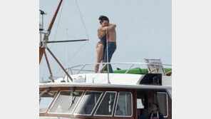 트뤼도-페리, 요트위 데이트 포착… 열애설 사실로