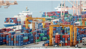 美, 신설 車운반선 입항료 3배 인상… 韓 해운-자동차 업계 새우등 터진다