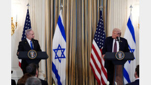 트럼프, 중동으로 출발…이스라엘·하마스 휴전·인질 합의 기념