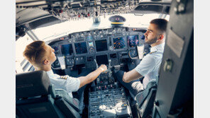 “딩딩 잡음 생긴다”…비행기 모드 전환 왜 꼭 해야 하나