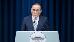 대통령실 “캄보디아에 수사인력 급파 검토…구금 국민 단계적 송환”