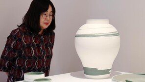 한옥에서 감상하는 전통공예 작품