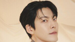 김우빈 “저의 세가지 소원은요, 100세까지 건강-풍족… 세번째는 아껴둬야죠”