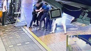 만취해 길거리 행패부리던 20대, 테이저건 스턴 기능으로 제압