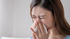 쌀쌀해지면 “에취~”… 감기 아닌 ‘찬바람 알레르기비염’ 의심해 봐야